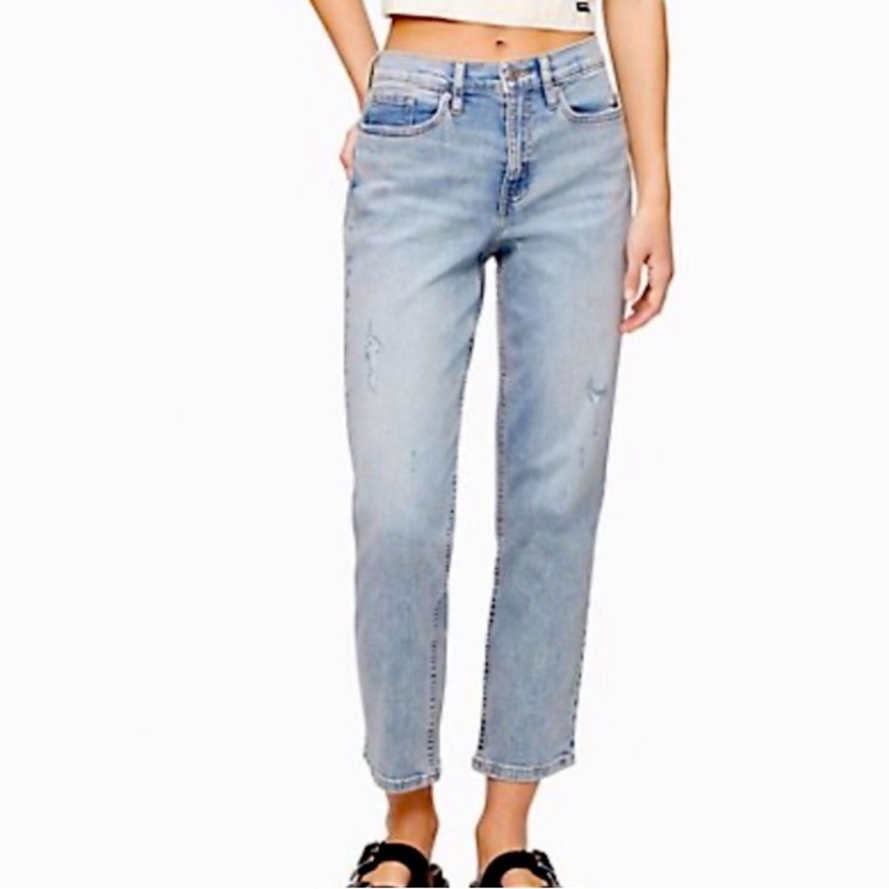 Calvin Klein High rise Straight Light Blue Jeans size 28